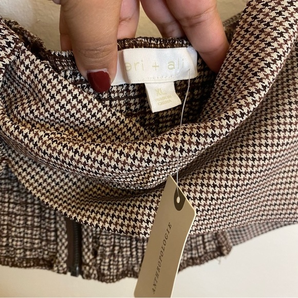 Anthropologie everleigh twist crop top - Picture 7 of 8